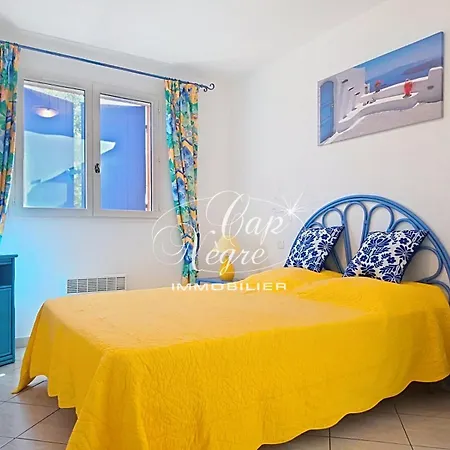 T2 4 Personnes Vue Sur Les Hauteurs De Cavalière Appartement Le Lavandou